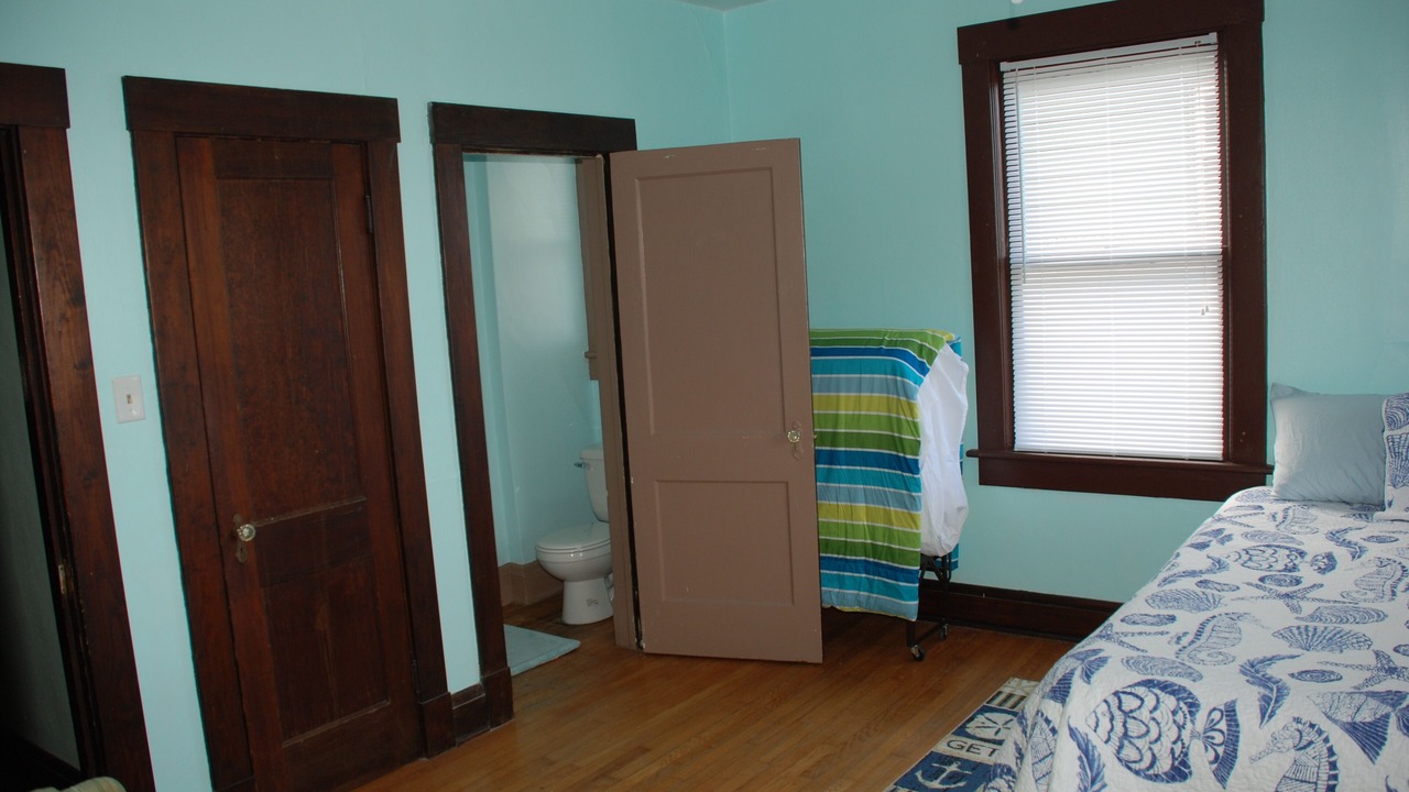 Photo of Bedroom in Cottage Line
