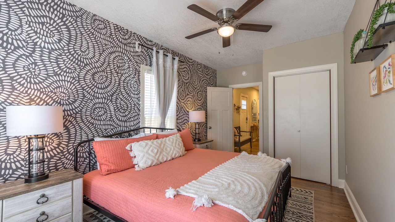 Photo of Bedroom in Columbus Park