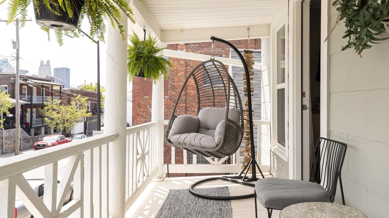 Photo of Patio Balcony in Columbus Park