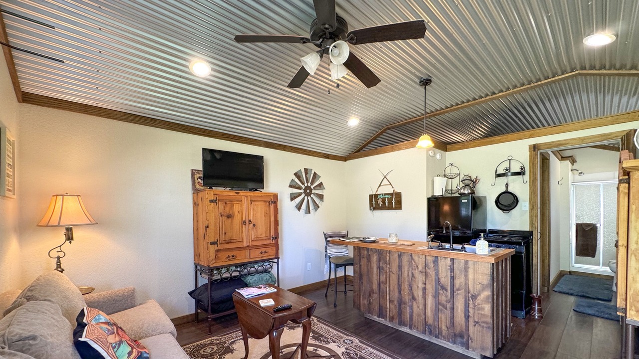 Photo of Livingroom in McLennan County