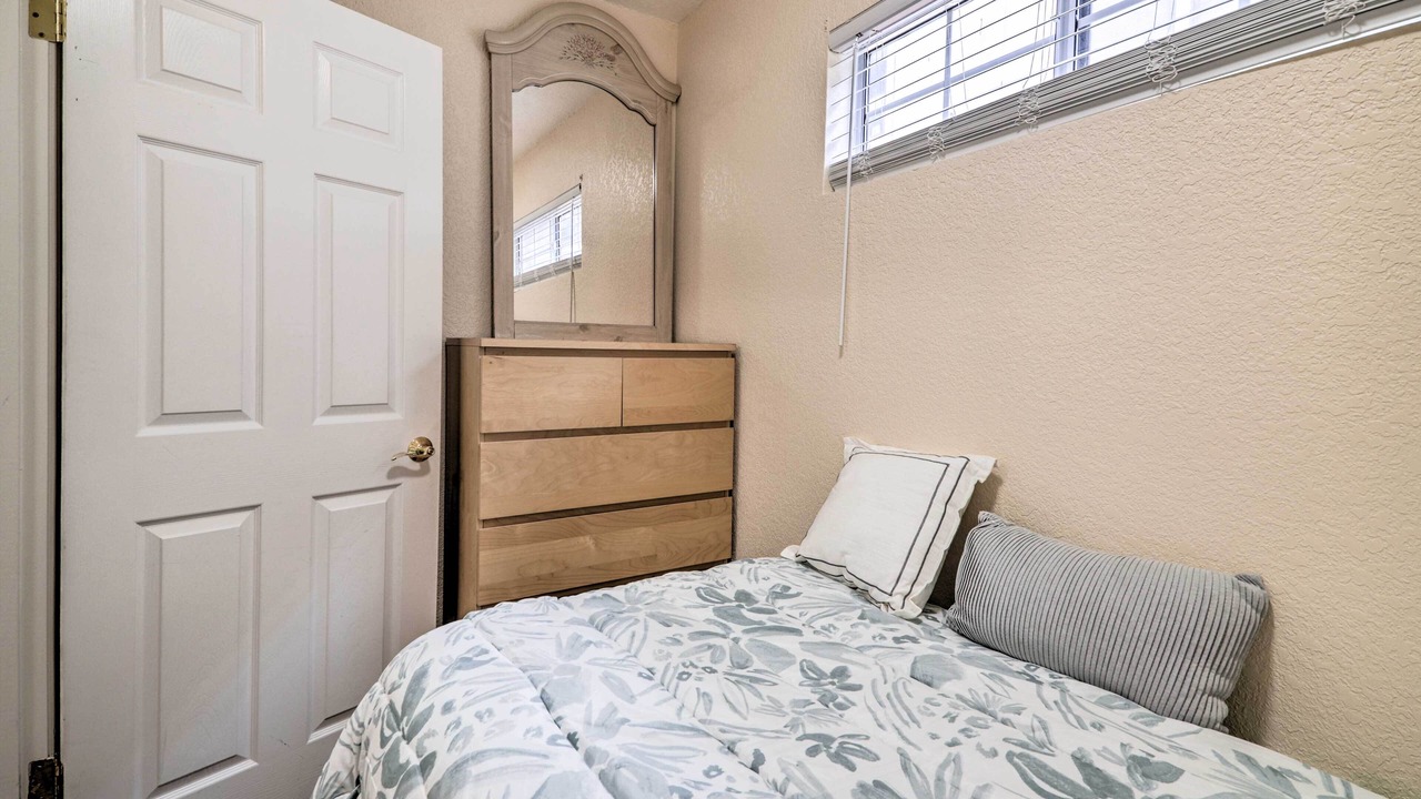 Photo of Others in Sequoyah