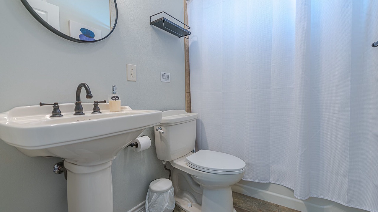 Photo of Bathroom in Crystal Beach
