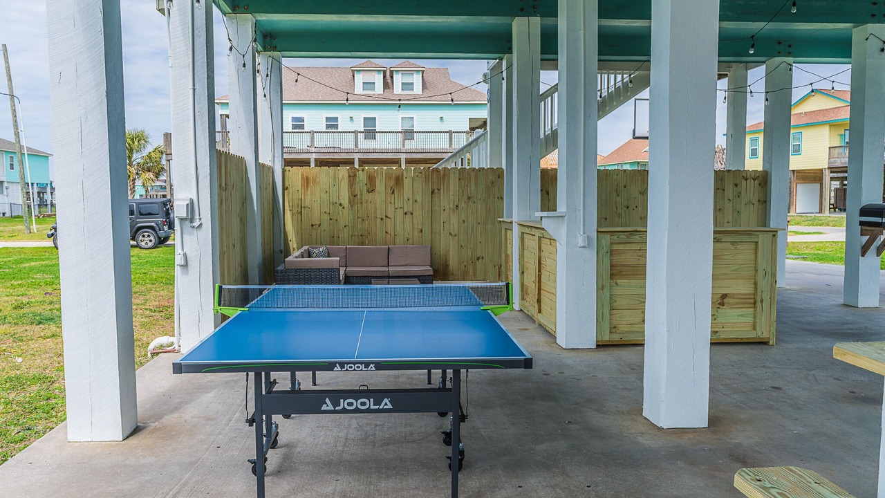 Photo of Patio Balcony in Crystal Beach