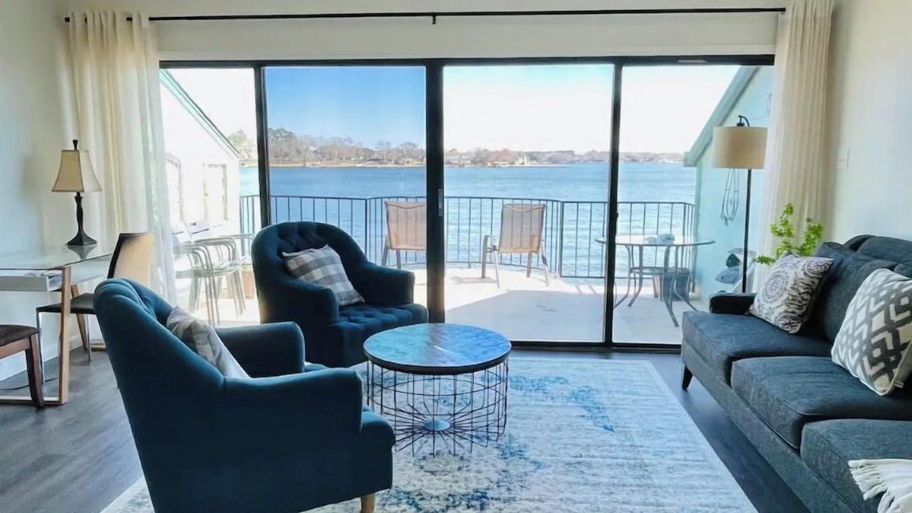 Photo of Livingroom in Seven Coves