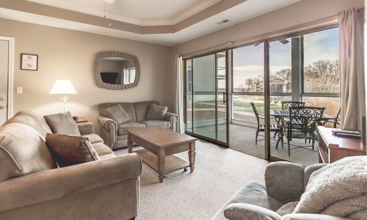 Photo of Livingroom in Village of Four Seasons