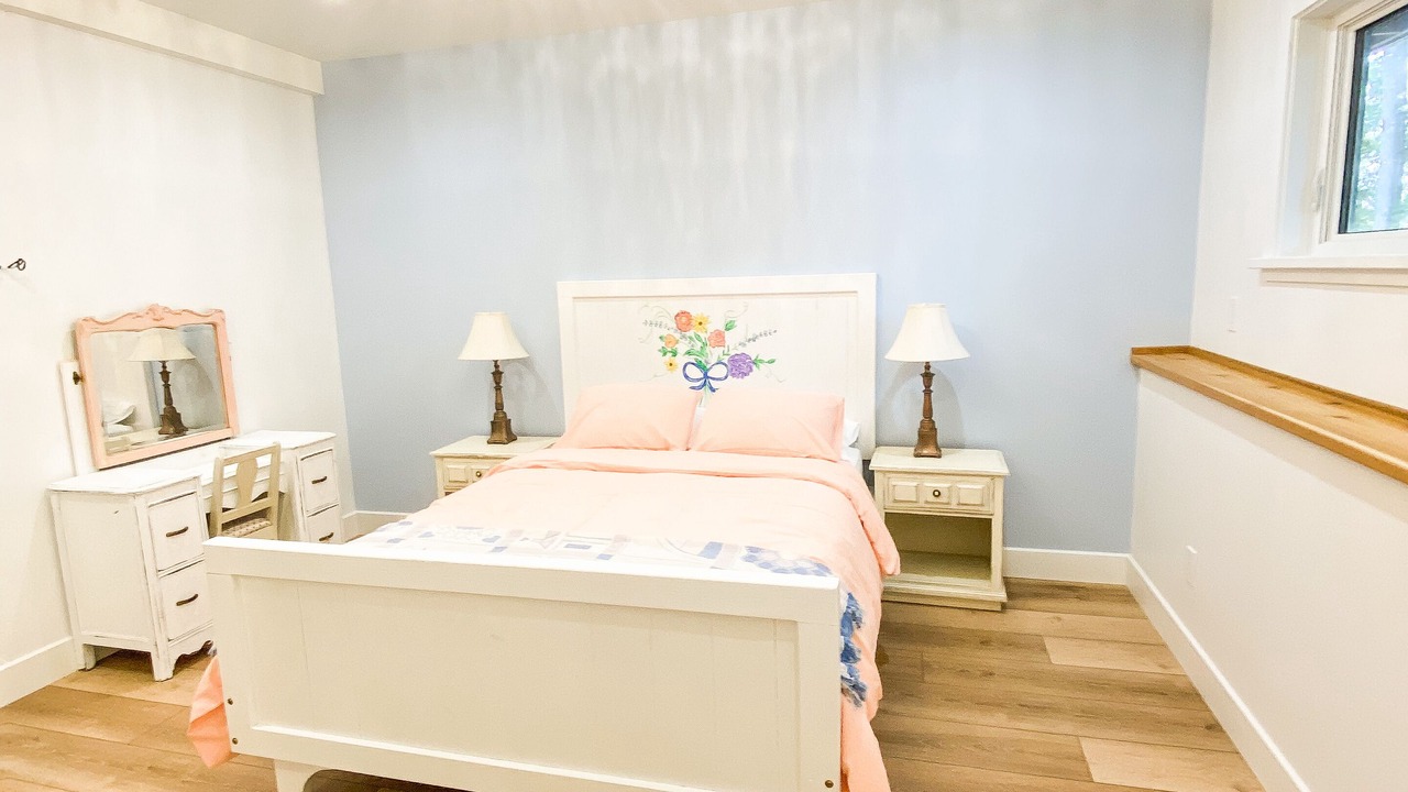 Photo of Bedroom in Port Carling