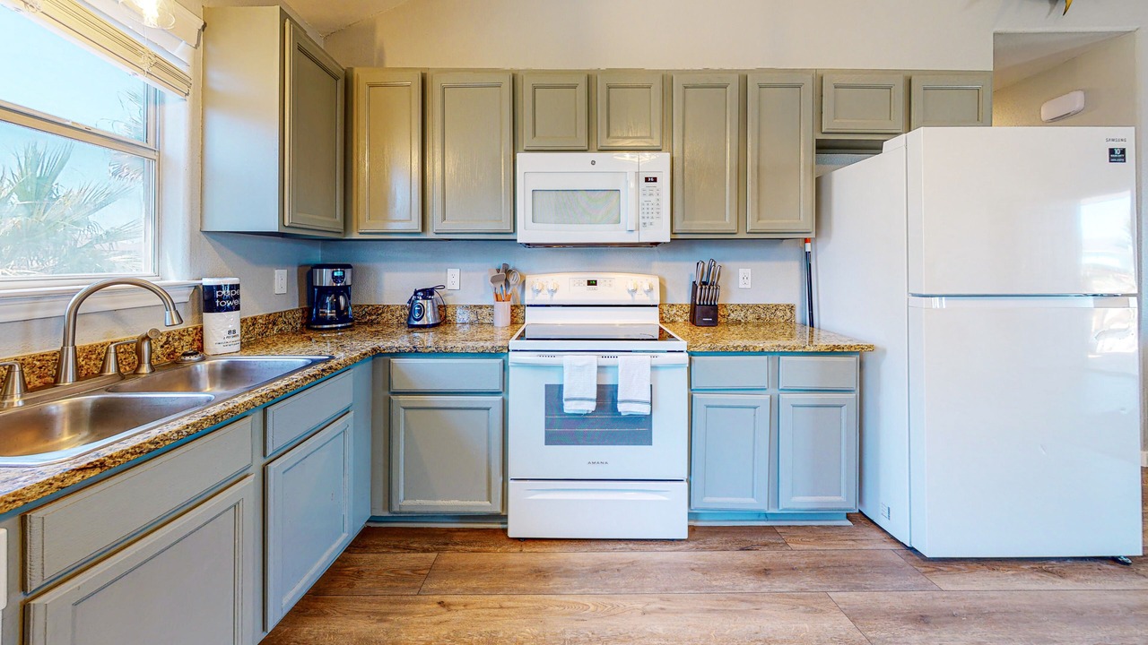 Photo of Kitchen in Leeward Sands