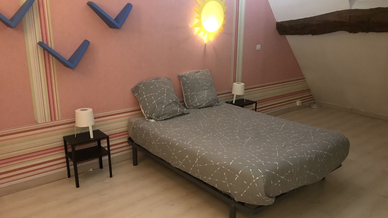 Photo of Bedroom in Saint-Sernin-du-Plain