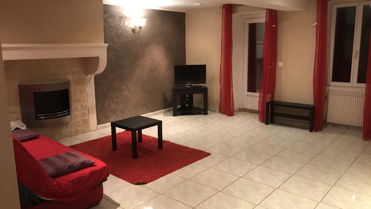 Photo of Others in Saint-Sernin-du-Plain