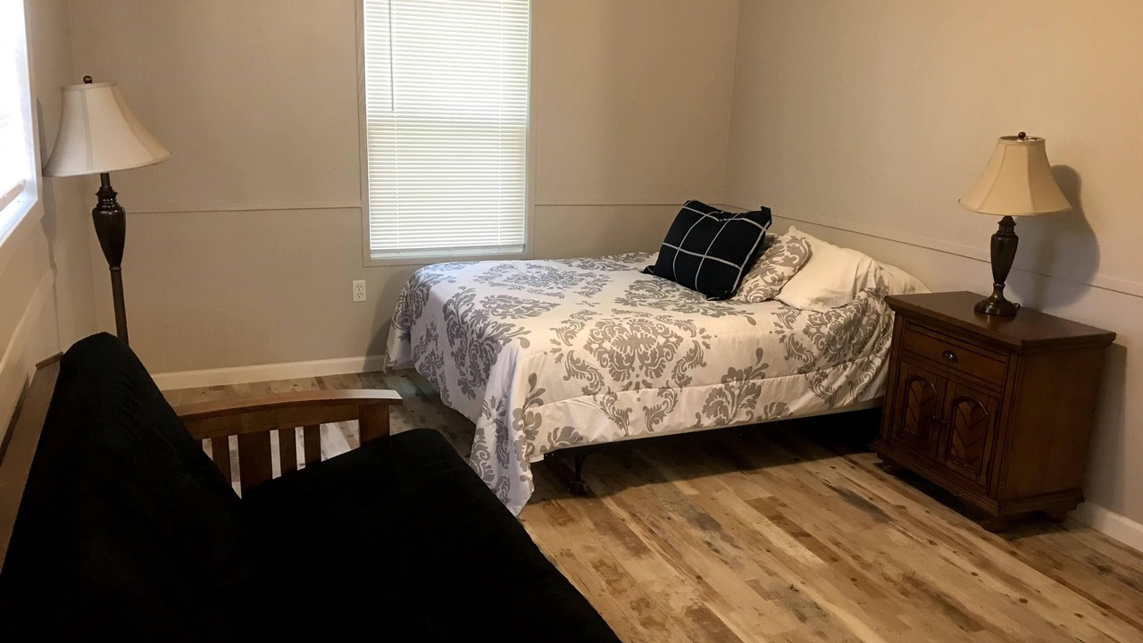 Photo of Bedroom in Cleveland