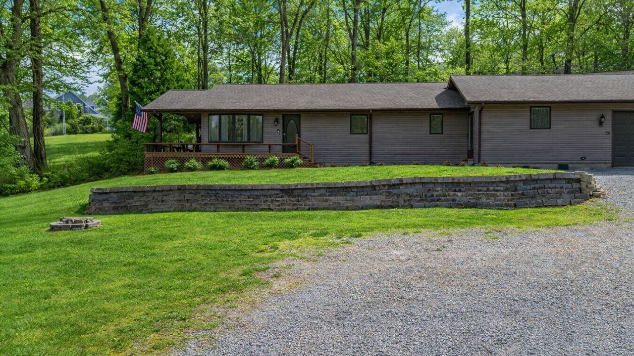 Photo of Outdoor in Gilbertsville