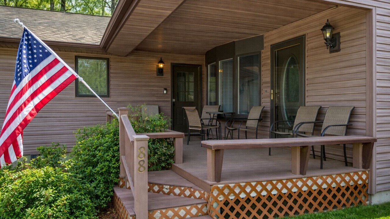 Photo of Patio Balcony in Gilbertsville
