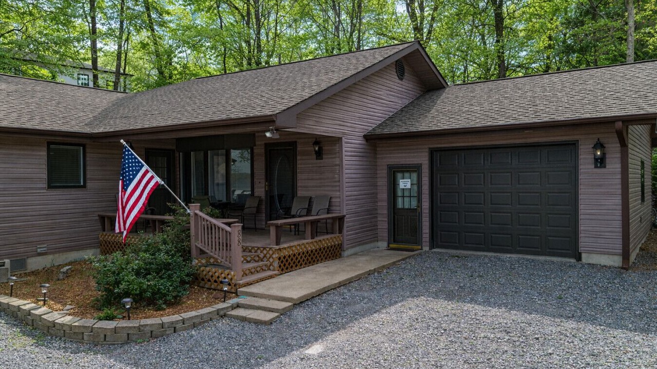 Photo of Outdoor in Gilbertsville