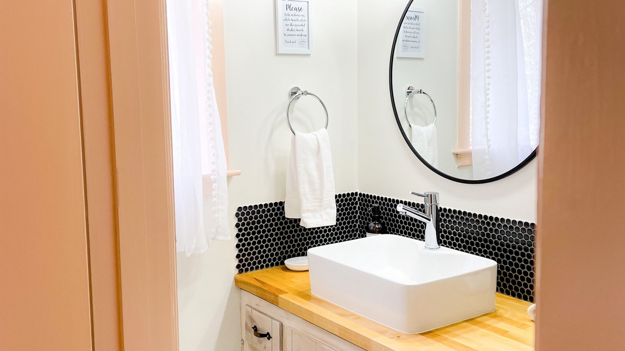 Photo of Bathroom in Sautee Nacoochee