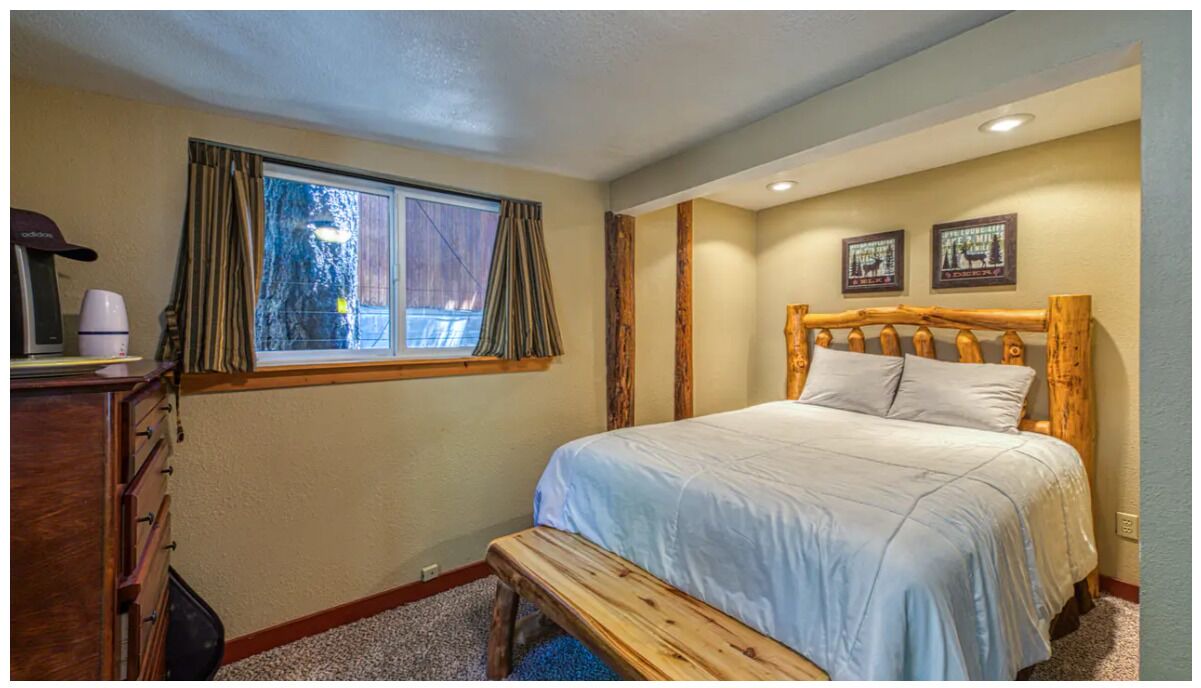 Photo of Bedroom in Tahoe Pines