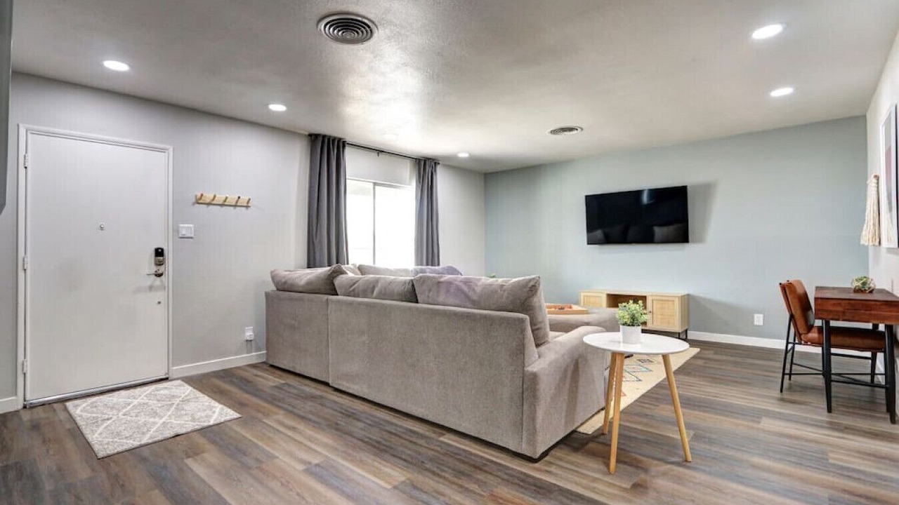 Photo of Livingroom in Rancho Oakey