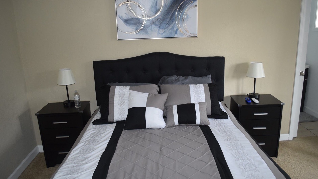 Photo of Bedroom in Jefferson City