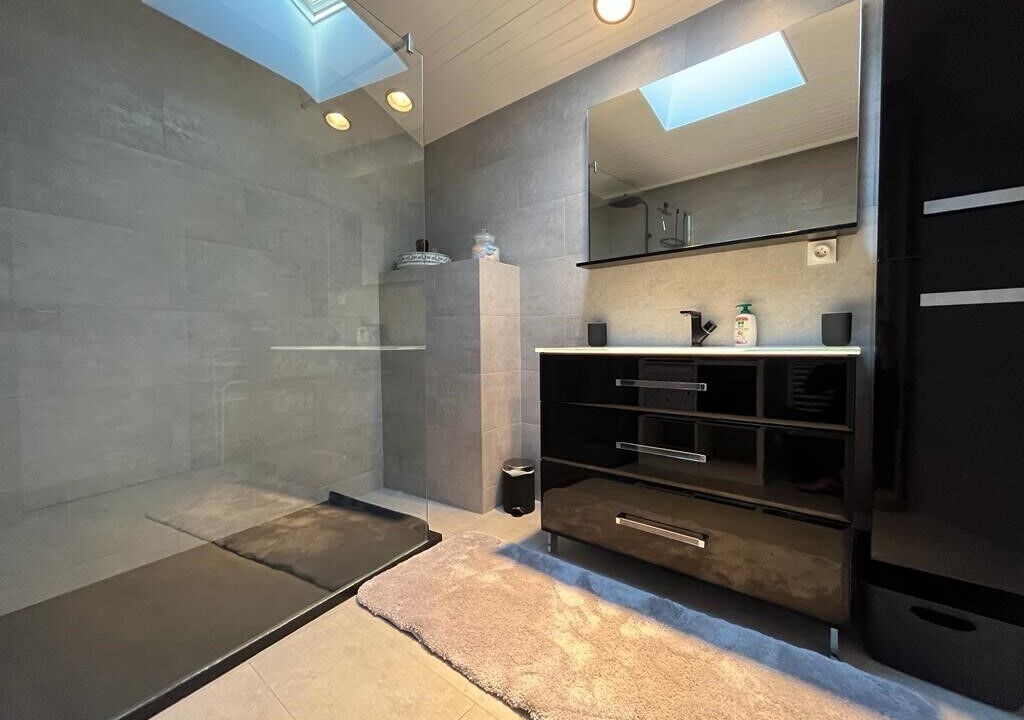 Photo of Bathroom in Etretat