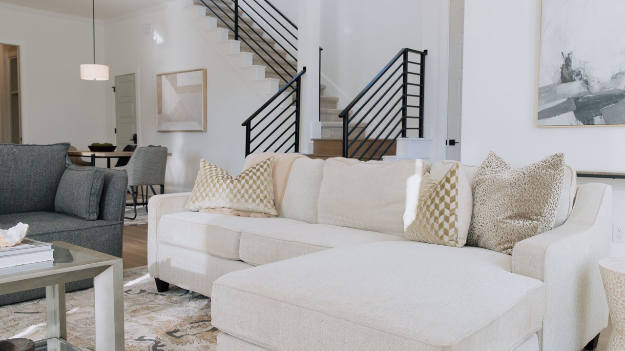 Photo of Livingroom in Bixby