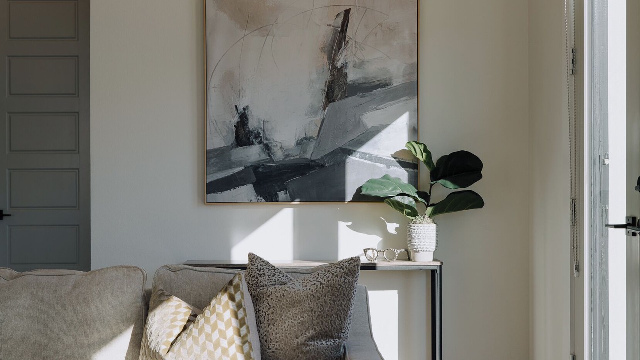 Photo of Livingroom in Bixby