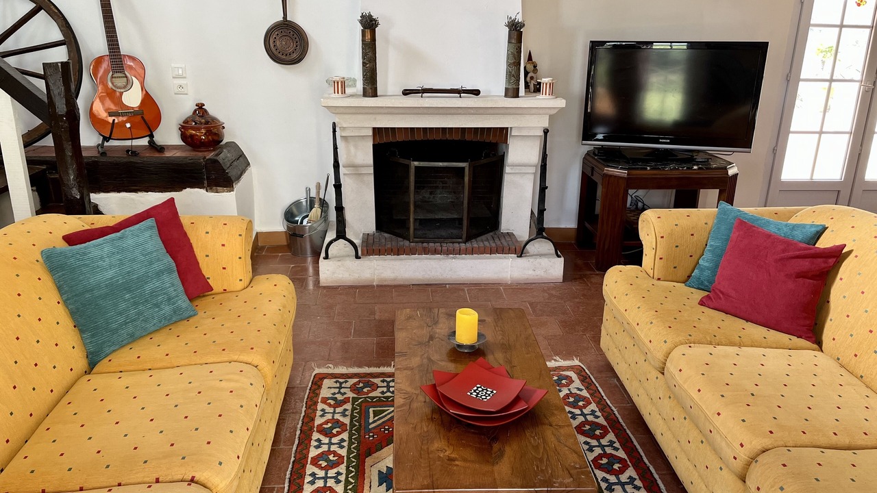 Photo of Livingroom in Pouylebon