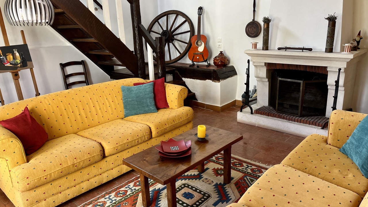 Photo of Livingroom in Pouylebon