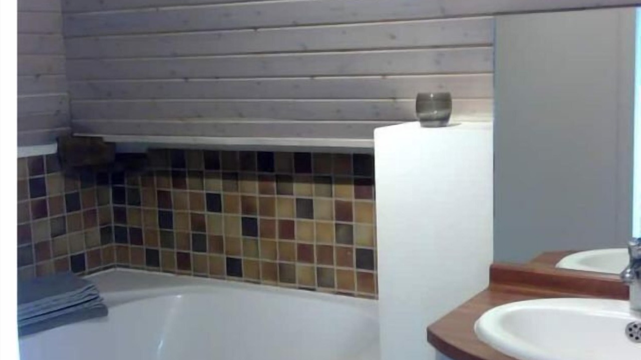 Photo of Bathroom in Bouchemaine