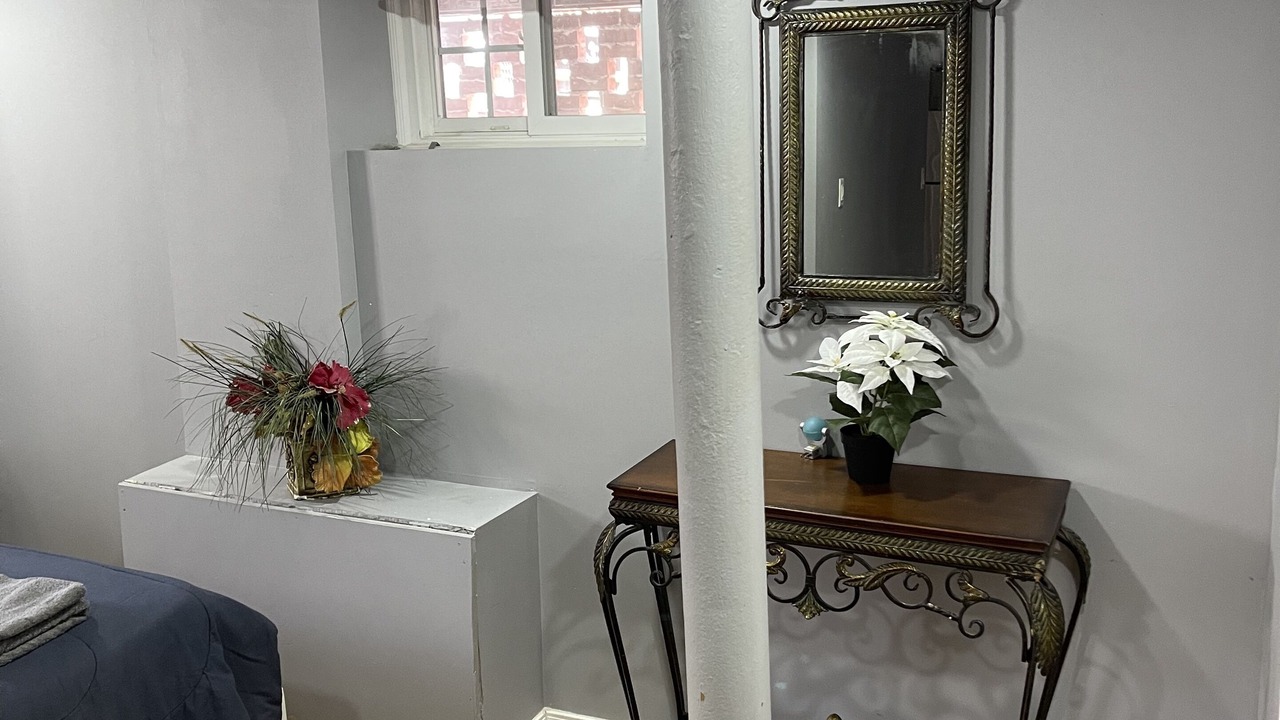 Photo of Bedroom in Mariners Harbor