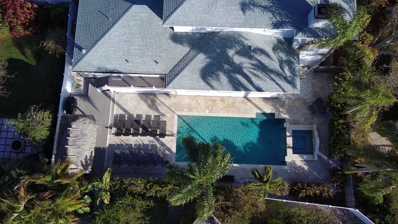Photo of Outdoor in Harbor Hills