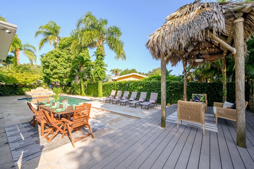 Photo of Outdoor in Harbor Hills