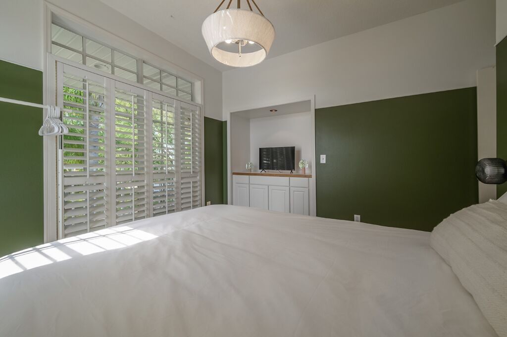 Photo of Bedroom in Harbor Hills