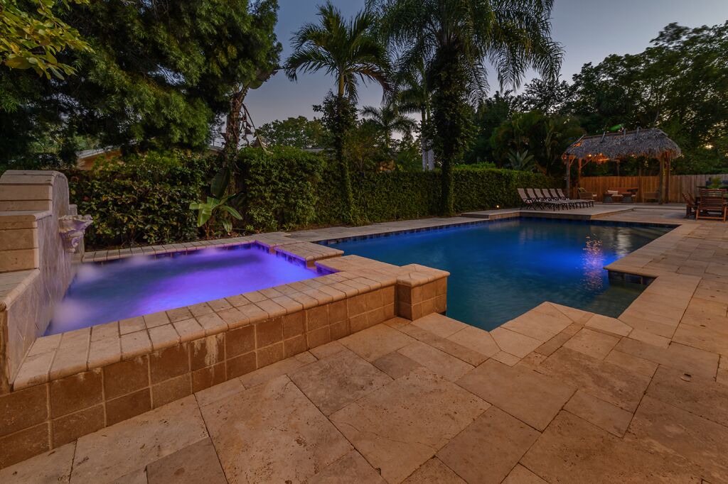 Photo of Outdoor in Harbor Hills