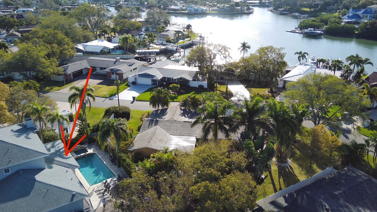 Photo of Outdoor in Harbor Hills