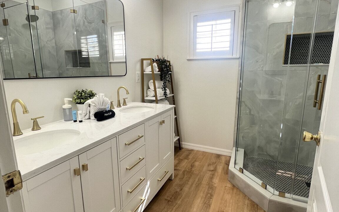 Photo of Bathroom in Harbor Hills