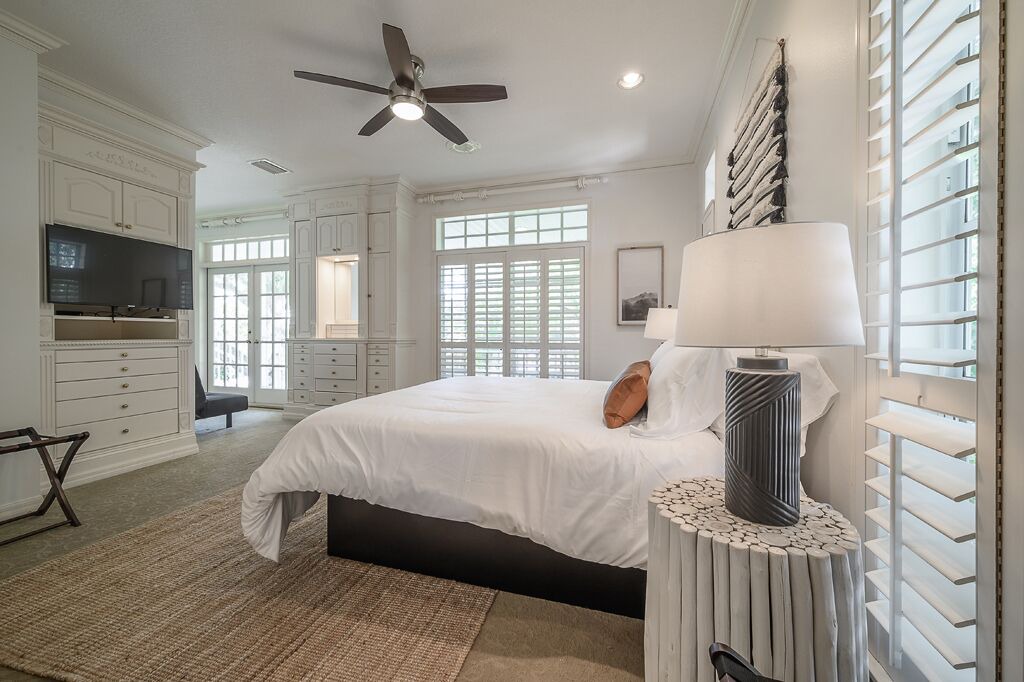 Photo of Bedroom in Harbor Hills