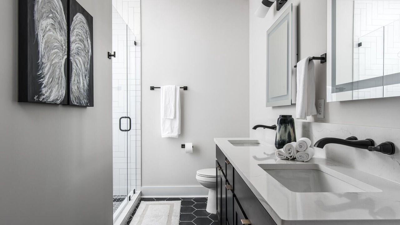 Photo of Bathroom in Edgehill