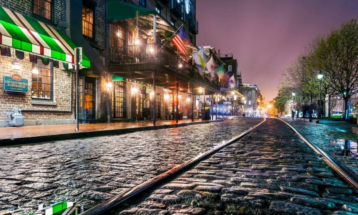 Photo of Others in Historic District - North