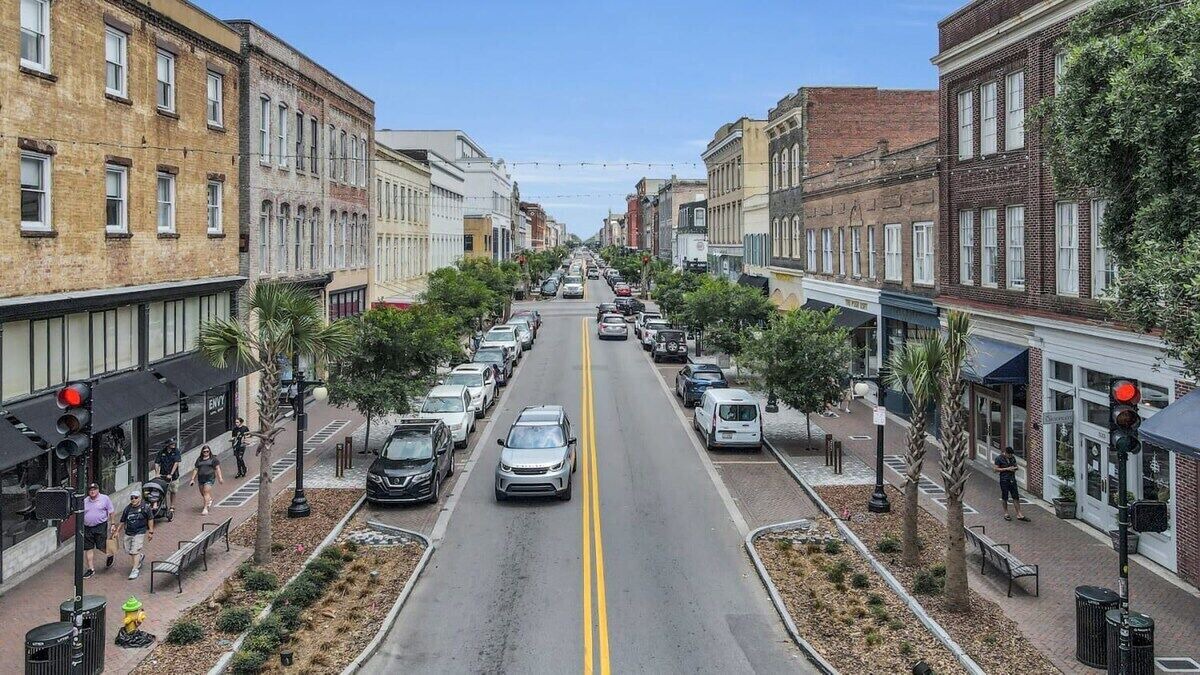 Photo of Others in Historic District - North