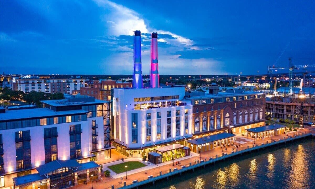 Photo of Others in Historic District - North