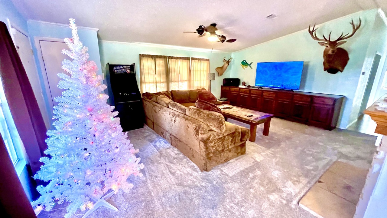 Photo of Livingroom in Granite Shoals