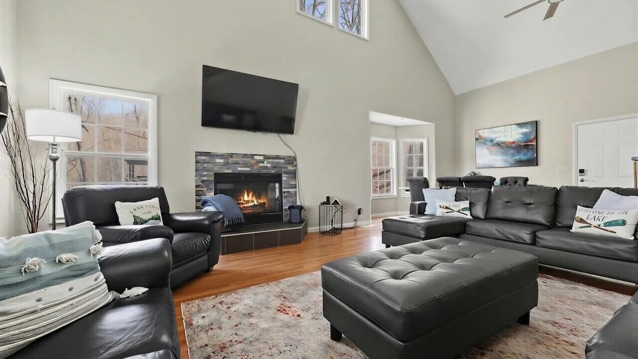 Photo of Livingroom in Big Creek