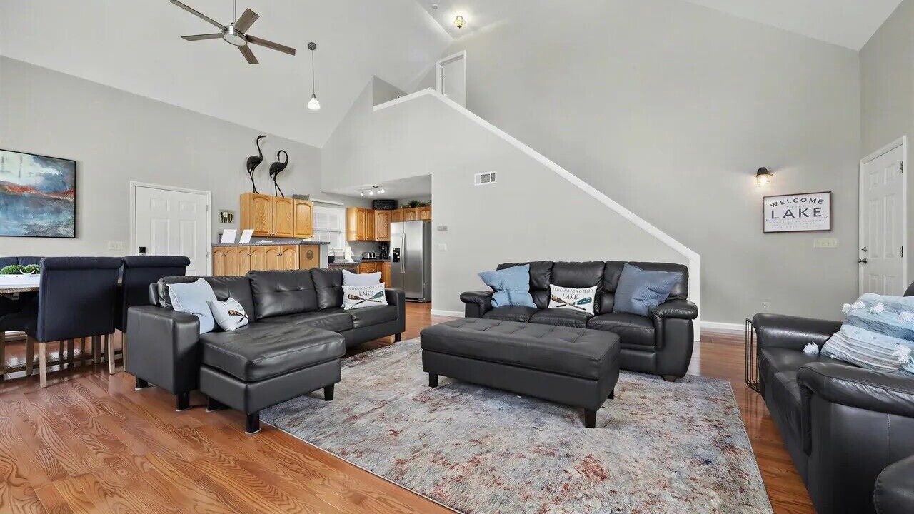 Photo of Livingroom in Big Creek