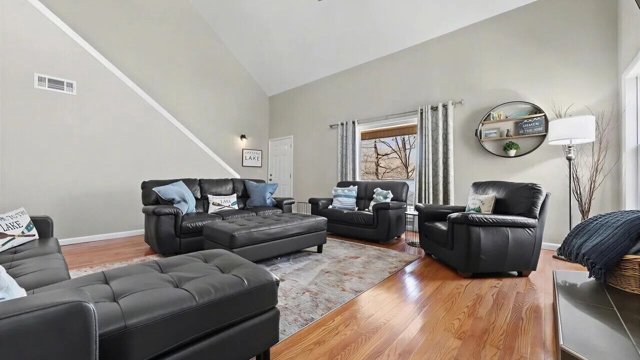 Photo of Livingroom in Big Creek