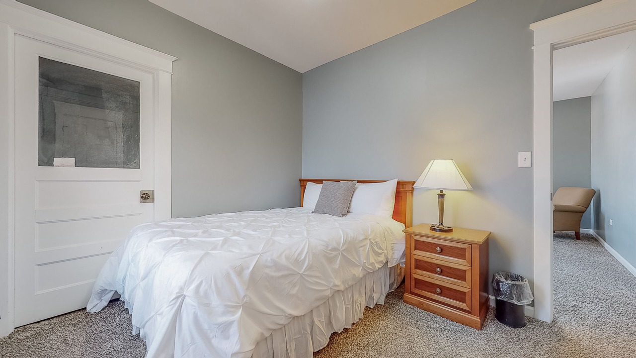 Photo of Bedroom in Aurora