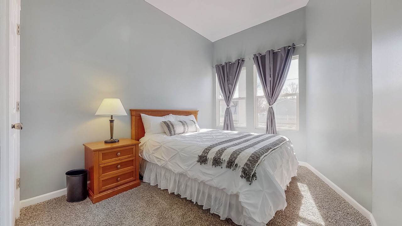 Photo of Bedroom in Aurora