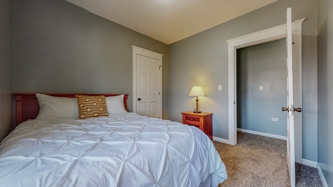 Photo of Bedroom in Aurora
