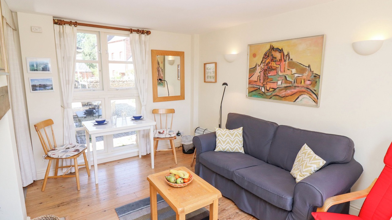 Photo of Livingroom in Cirencester