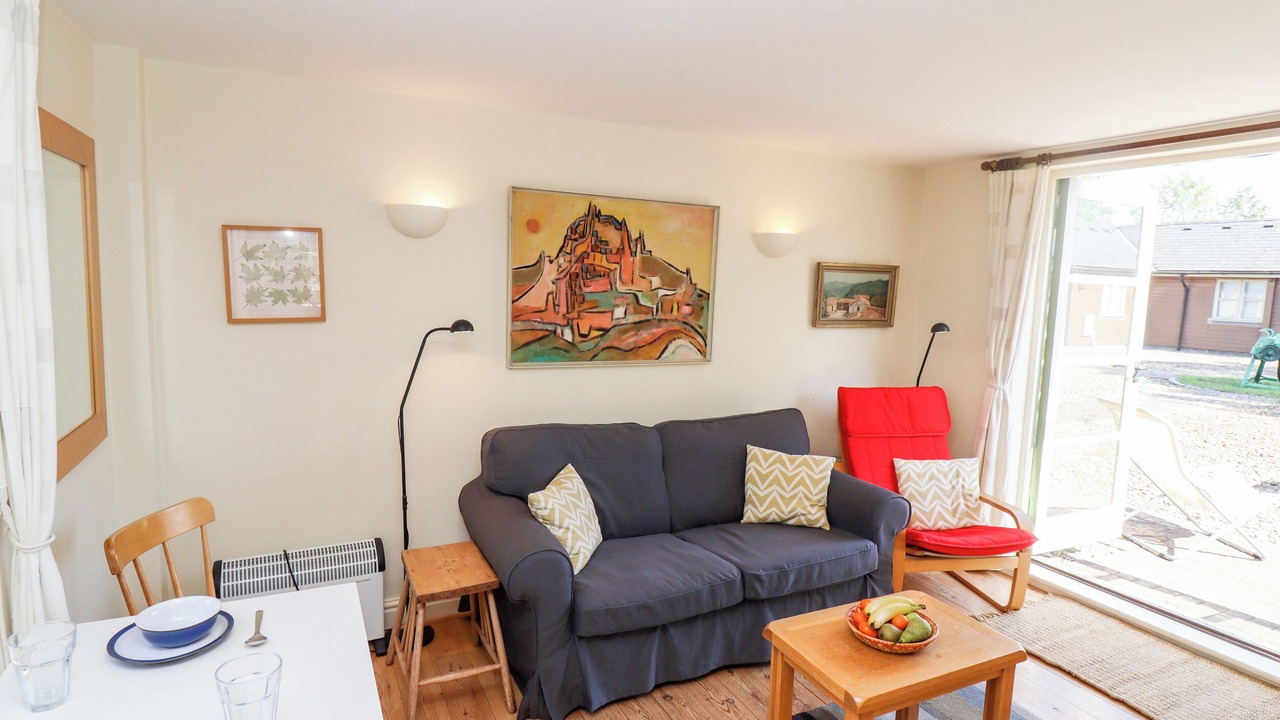 Photo of Livingroom in Cirencester