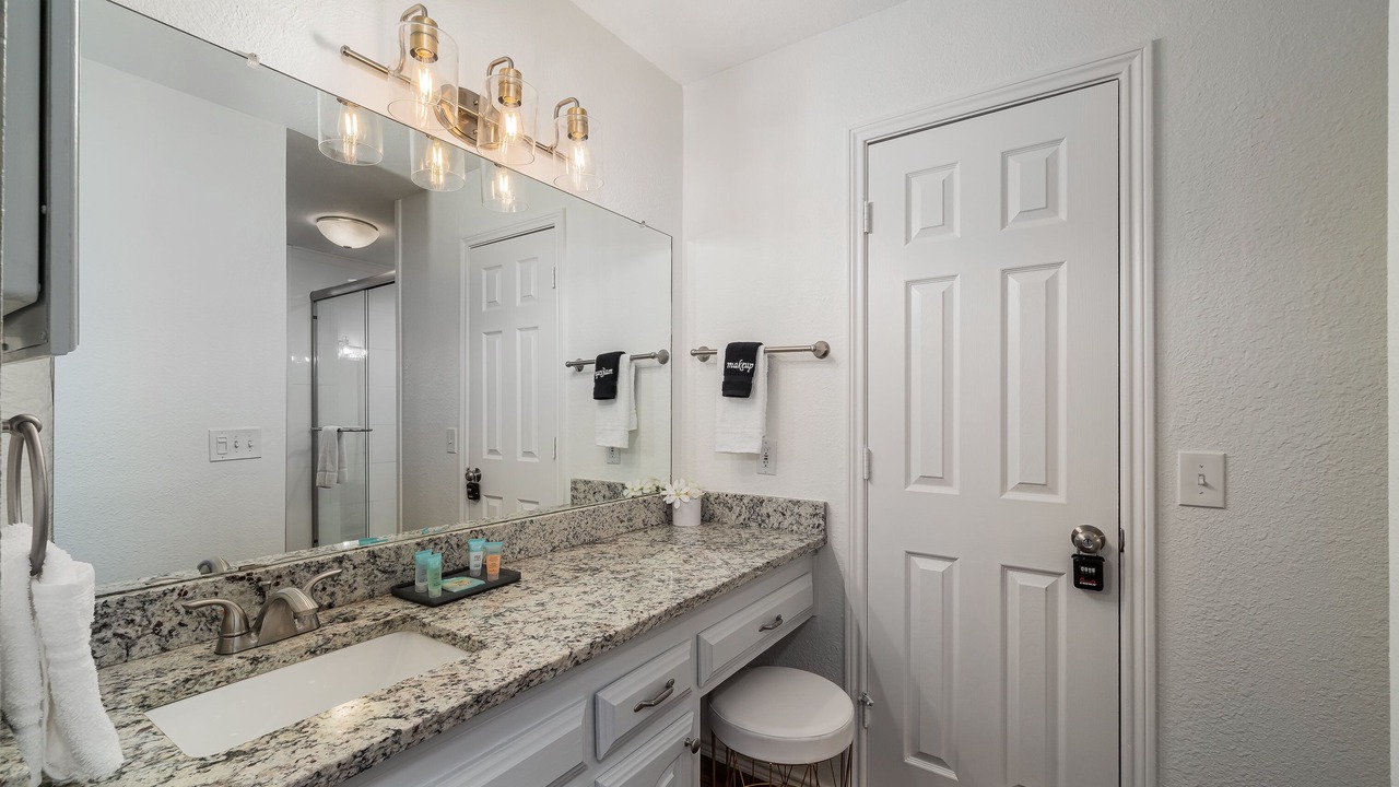 Photo of Bathroom in Hunters Glen