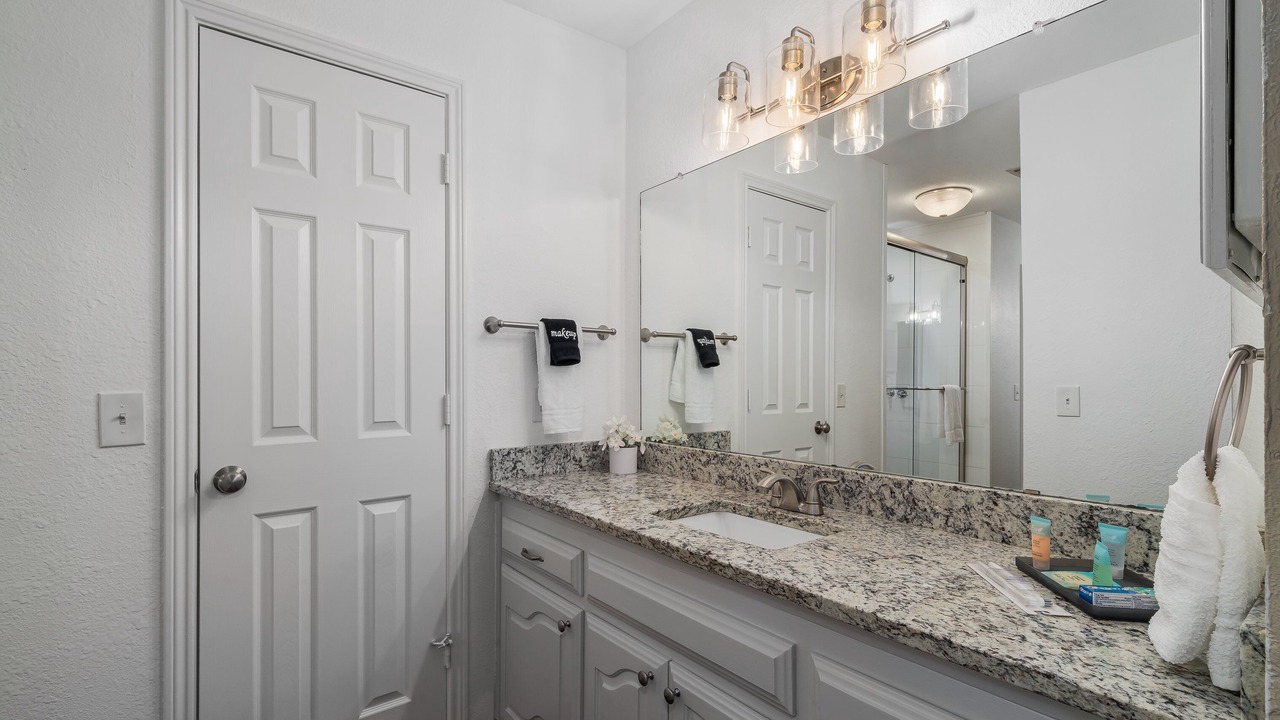 Photo of Bathroom in Hunters Glen